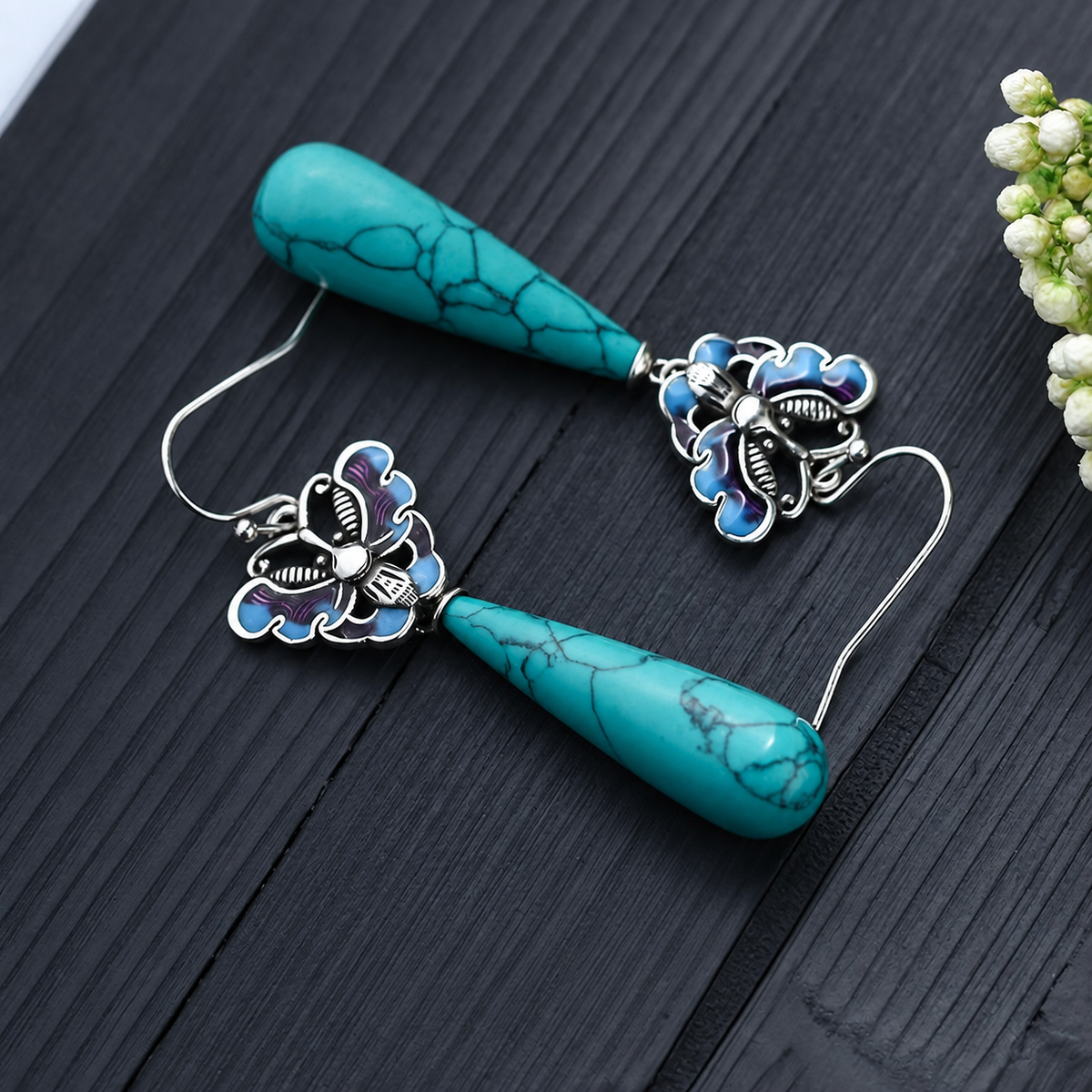 Turquoise-Colored Long Drop Earrings — 青蓝色长水滴耳环