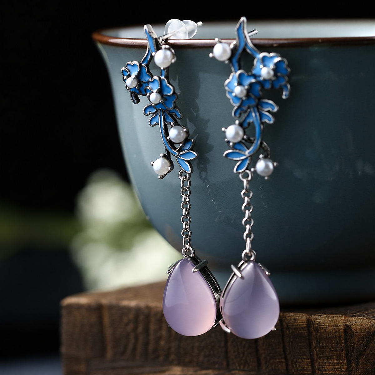 Blue Floral Lavender Drop Earrings — 蓝花藤蔓紫色水滴耳环