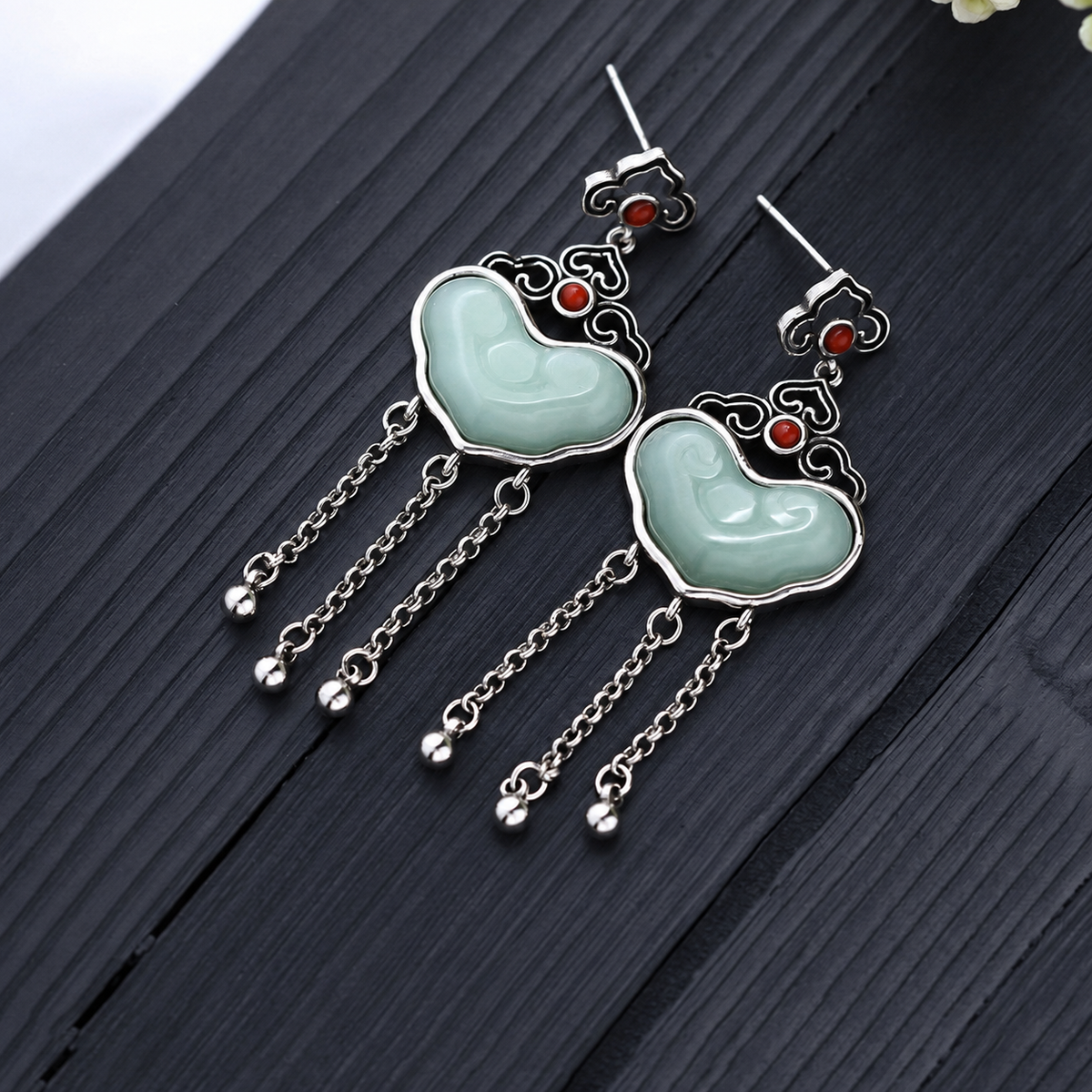 Pale Green Ruyi Tassel Earrings — 浅绿如意流苏耳环