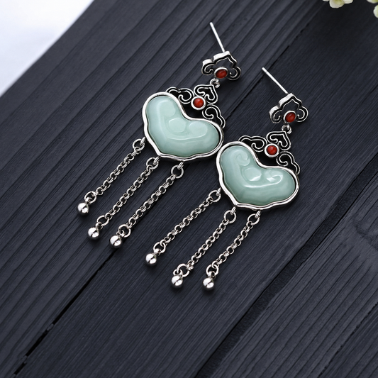 Pale Green Ruyi Tassel Earrings — 浅绿如意流苏耳环